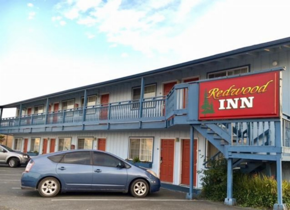 Redwood Inn Image 12